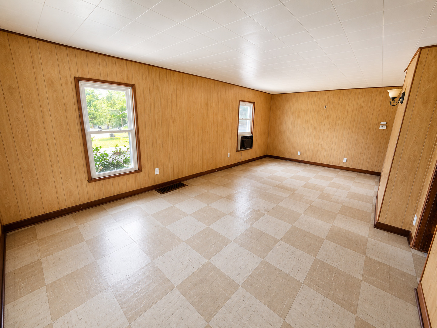 1400 Maple Road Joliet, IL 60432 - Photo 3 of 14 Gallery Image 3