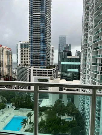 $3,150 | 950 Brickell Bay Drive, Unit 2303, Miami, FL 33131