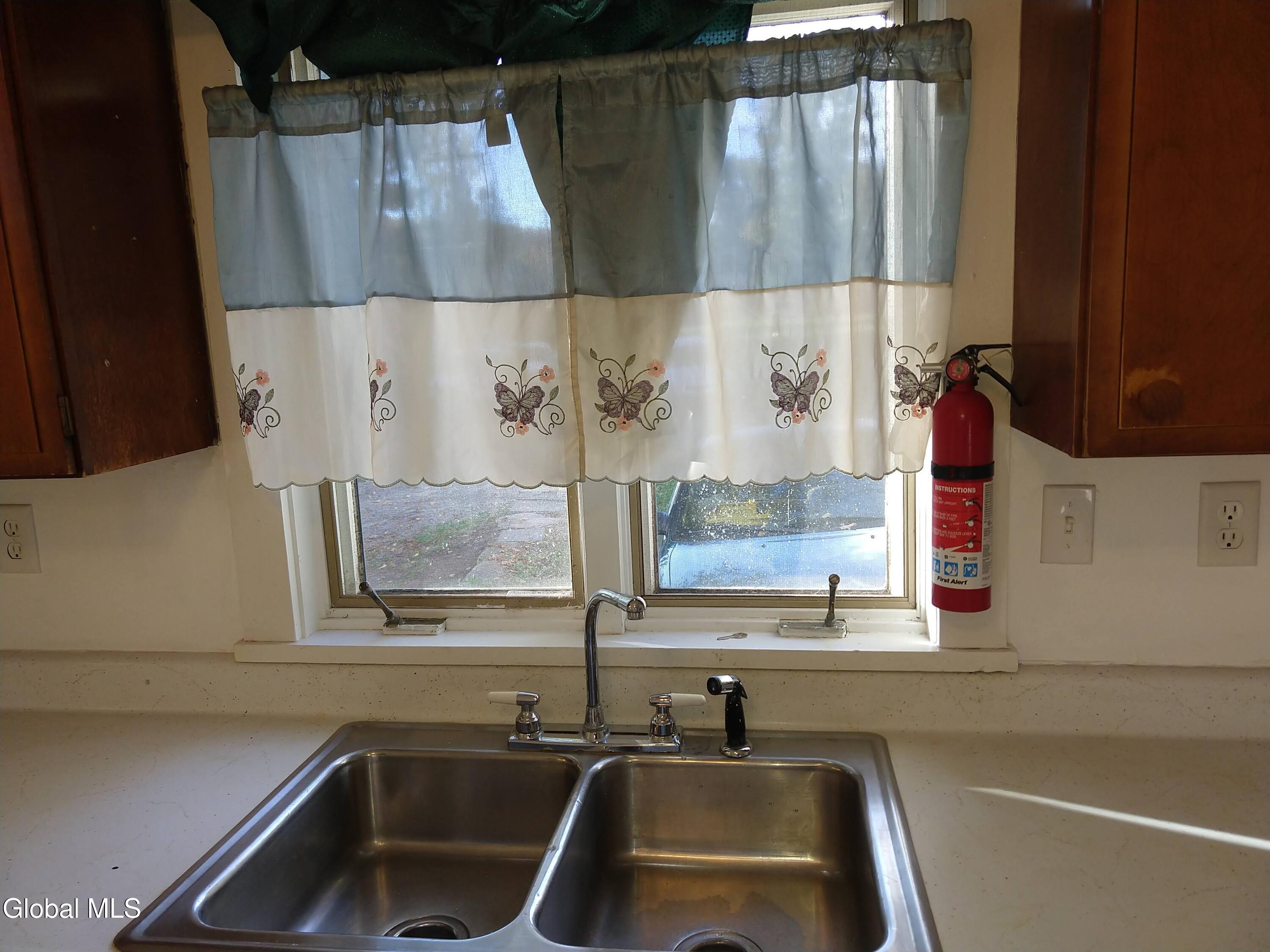 7 Holly Tree Road Stamford, NY 12167 - Photo 22 of 76 Apt#2, Kitchen IMG_20190929_171720980