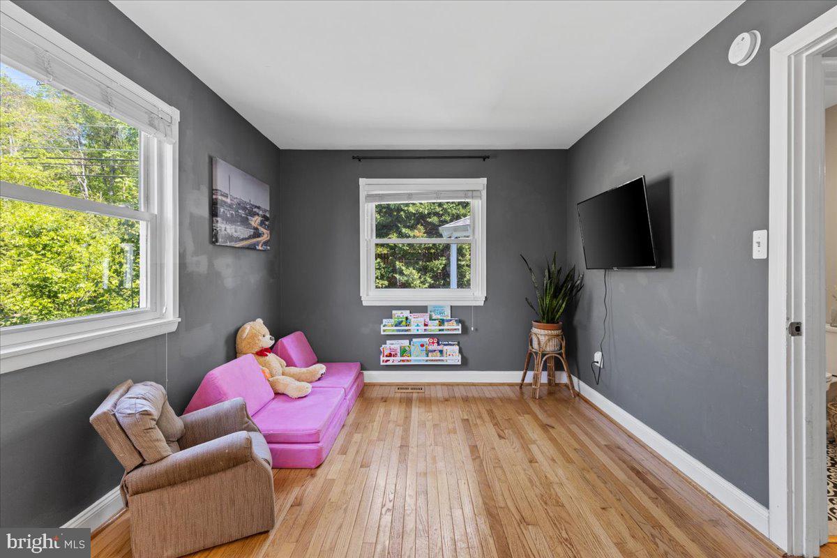 4422 Flintstone Road Alexandria, VA 22306 - Photo 25 of 49 Gallery Image 25