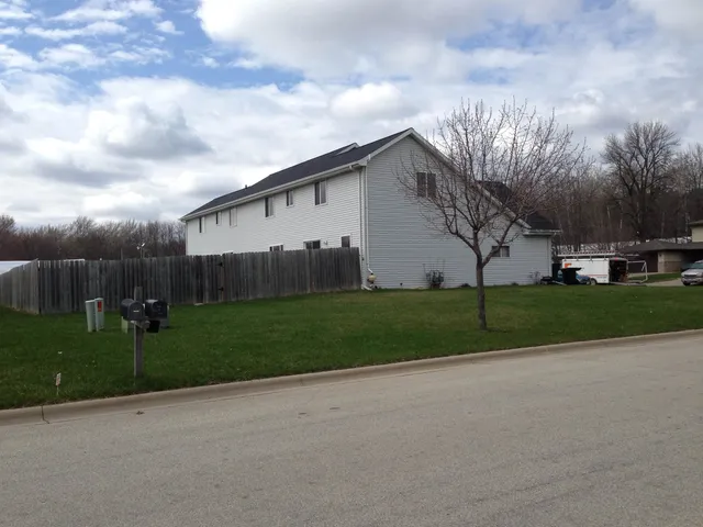 $524,900 | 1797 Cabinet Maker Court, Green Bay, WI 54303