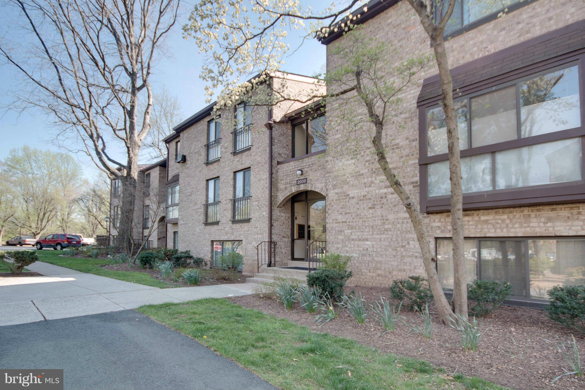 2008 Colts Neck Road, Unit 1A Reston, VA 20191 - Photo 23 of 23 Exterior (Front)