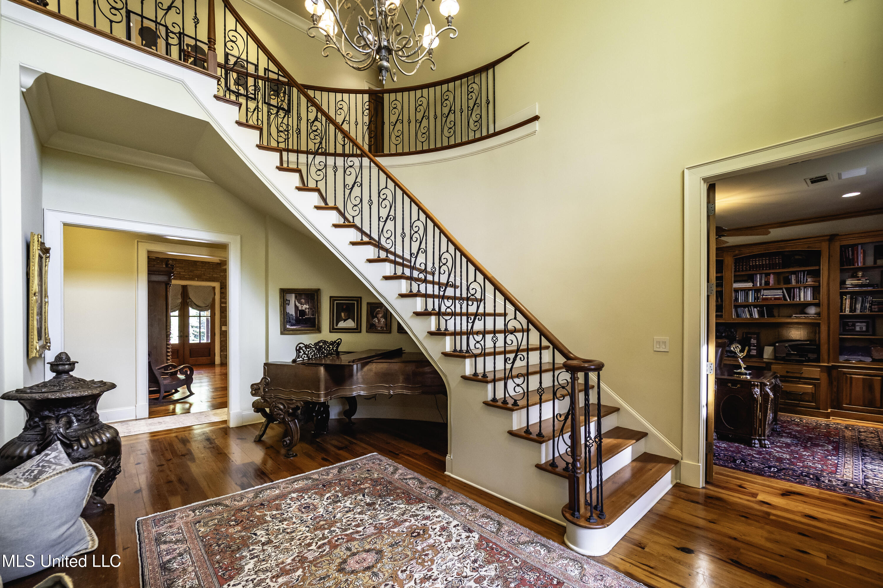 104 Cherry Laurel Court Ridgeland, MS 39157 - Photo 5 of 80 P8220005