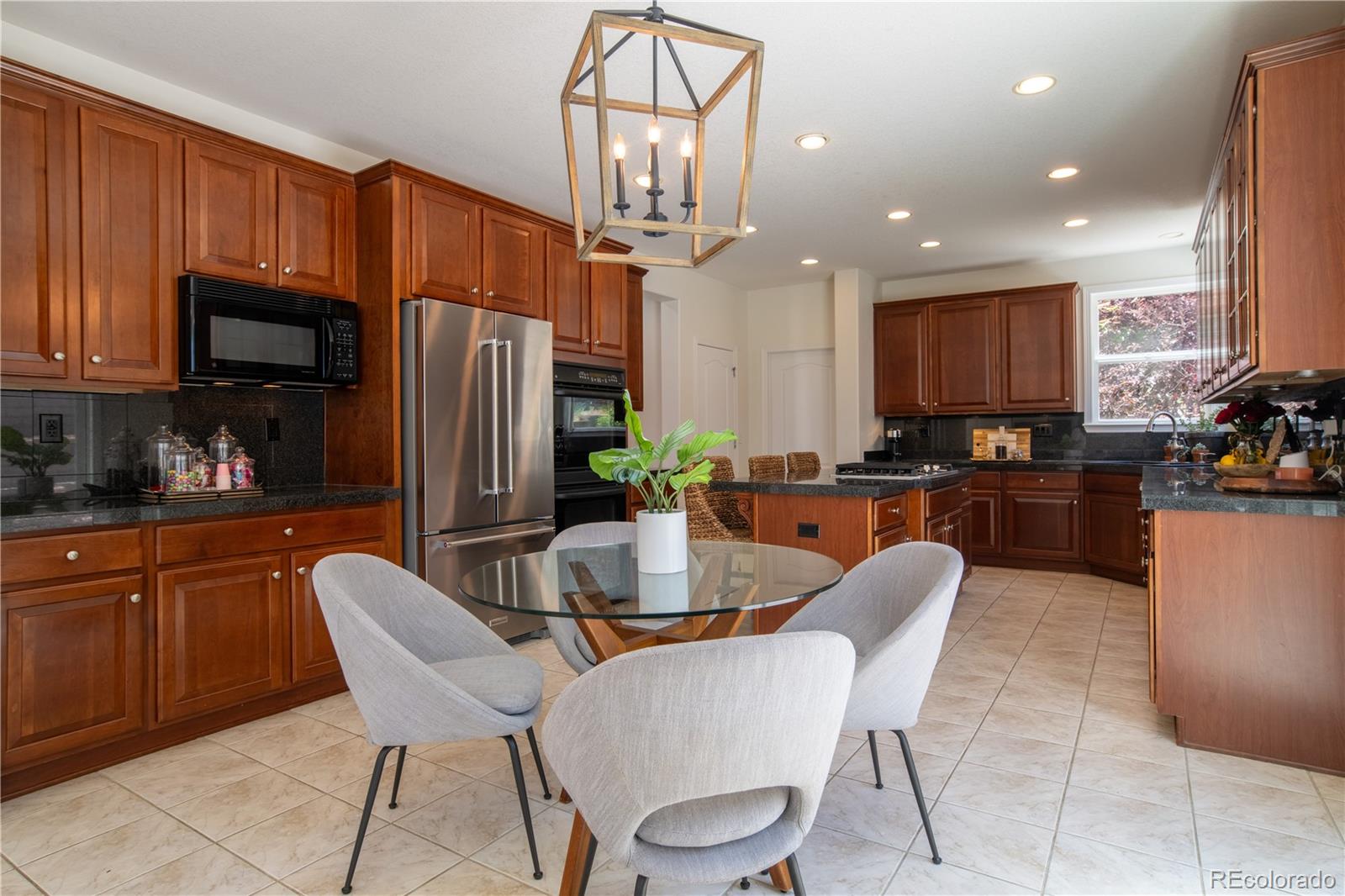 2550 Shadecrest Place Highlands Ranch, CO 80126 - Photo 20 of 50