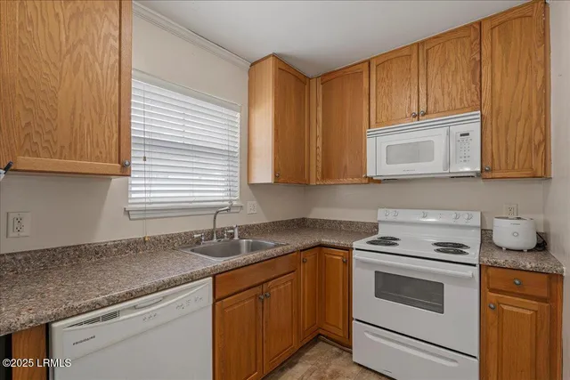 $145,000 | 1 Taft Street, Unit 107, Beaufort, SC 29902