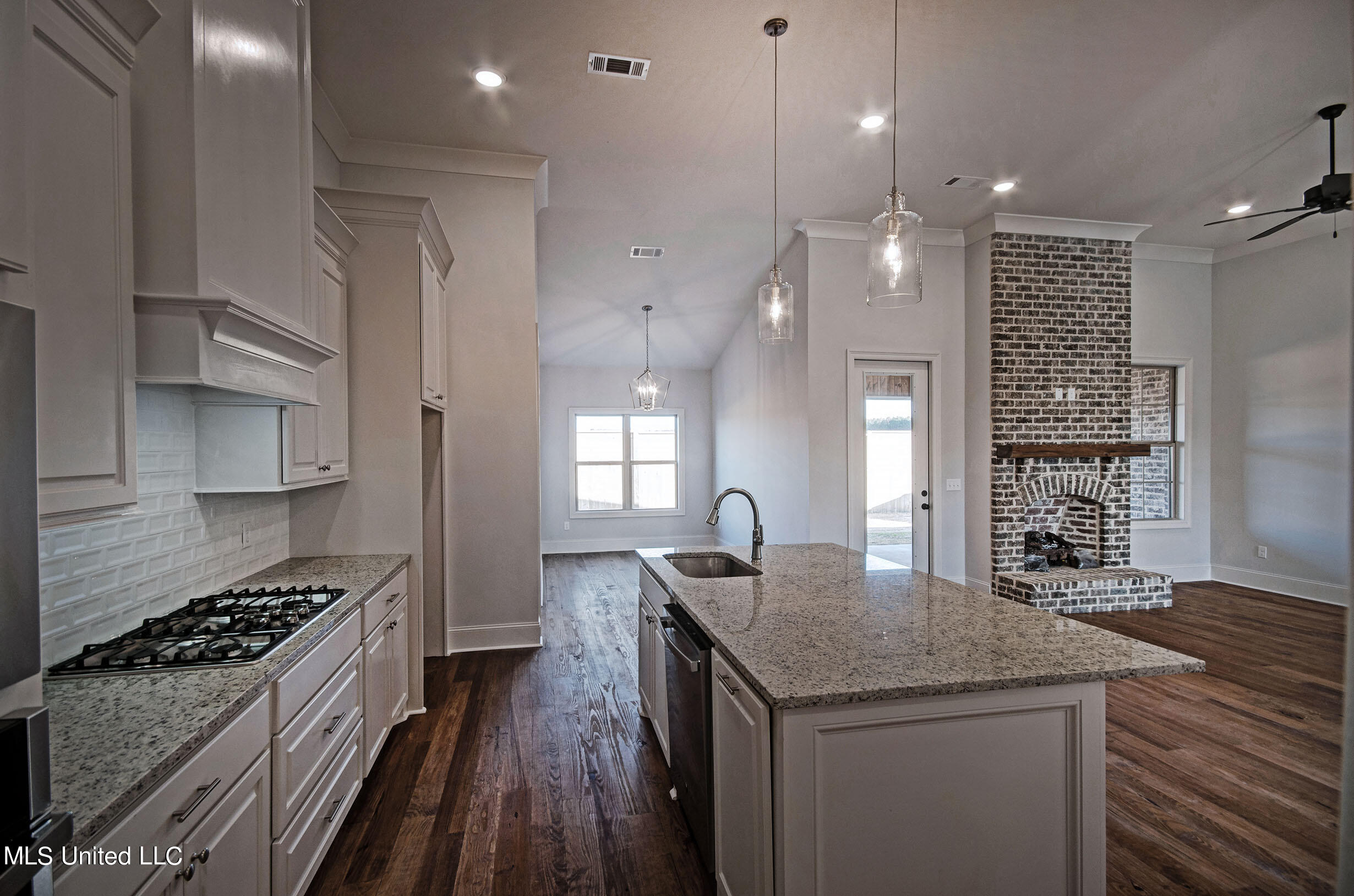 1112 Old Ct Crossing Flowood, MS 39232 - Photo 10 of 29 imgp9554_5_6