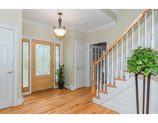 7 Locust Street Middleton, MA 01949 - Photo 11 of 30 Gallery Image 11