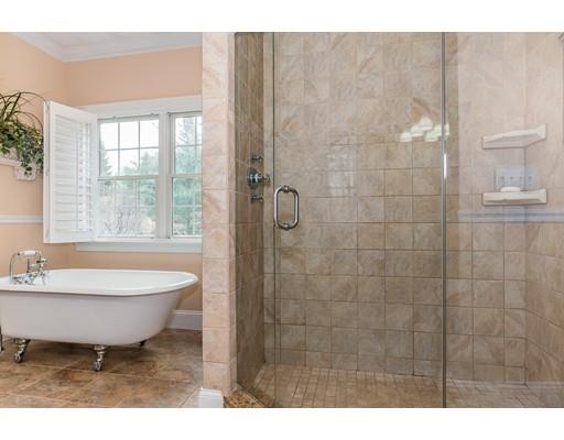 7 Locust Street Middleton, MA 01949 - Photo 13 of 30 Gallery Image 13