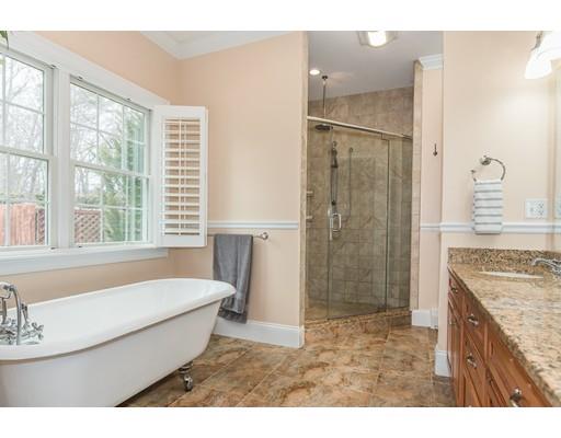 7 Locust Street Middleton, MA 01949 - Photo 14 of 30 Gallery Image 14