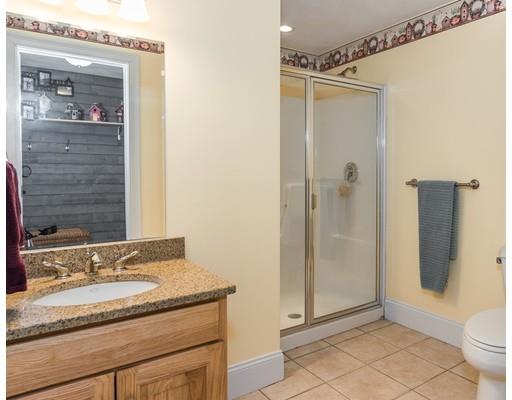 7 Locust Street Middleton, MA 01949 - Photo 16 of 30 Gallery Image 16