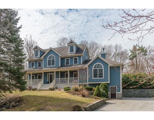 7 Locust Street Middleton, MA 01949 - Photo 4 of 30 Gallery Image 4