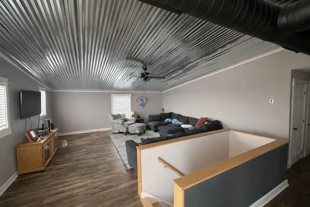 wooden floor in an empty room with wooden floor