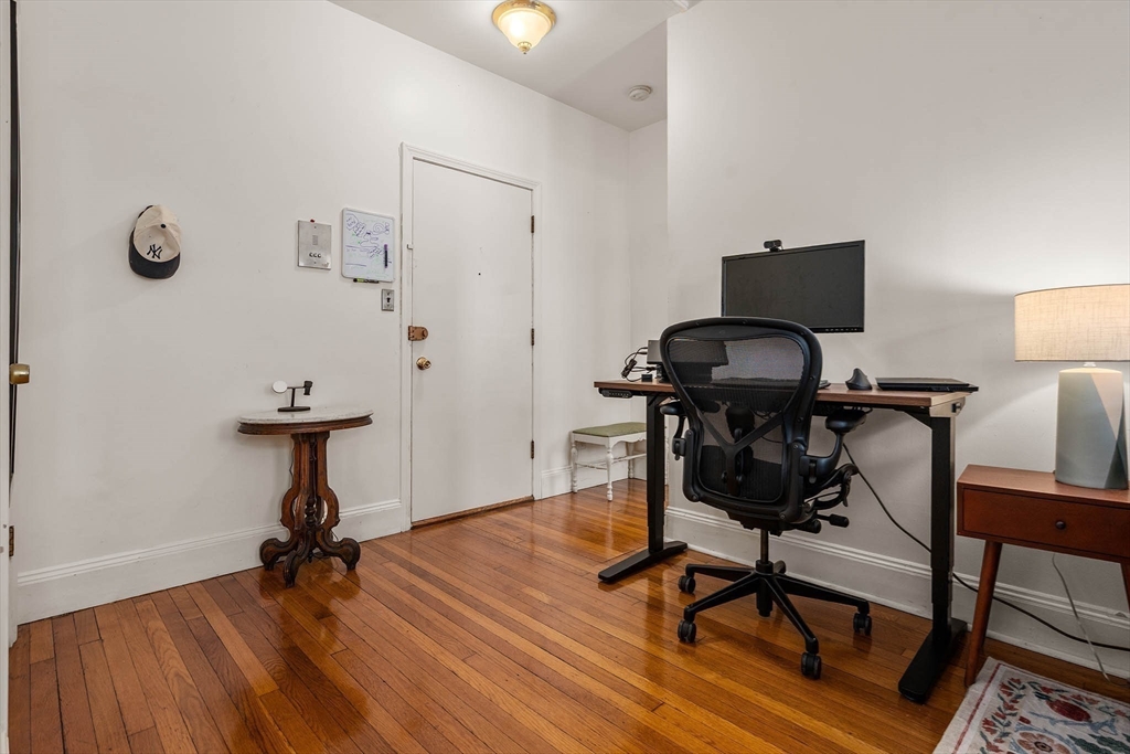 38 Winchester Street, Unit 4 Brookline, MA 02446 - Photo 4 of 15