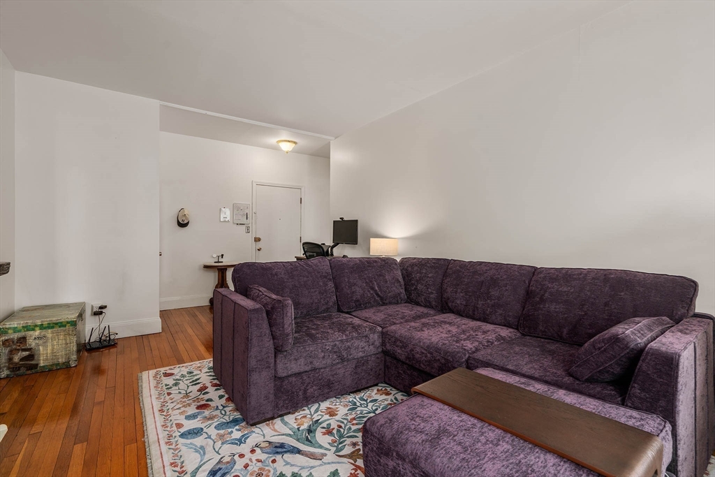 38 Winchester Street, Unit 4 Brookline, MA 02446 - Photo 7 of 15