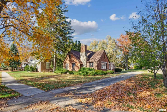 $129,900 | 314 West 3rd Street, Prophetstown, IL 61277