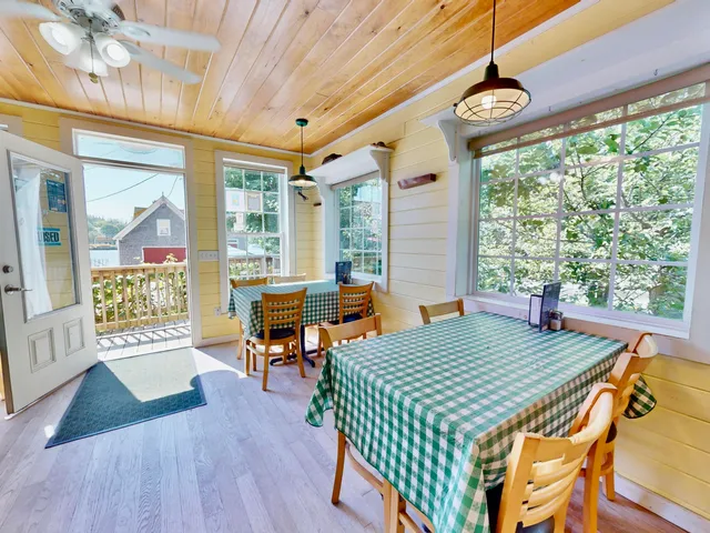 $749,000 | 62 West Main Street, Vinalhaven, ME 04863
