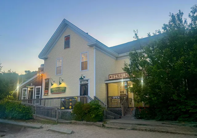 $749,000 | 62 West Main Street, Vinalhaven, ME 04863