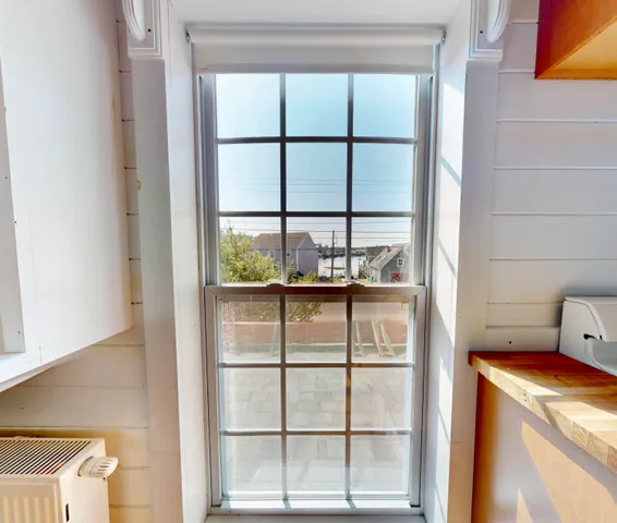 $749,000 | 62 West Main Street, Vinalhaven, ME 04863