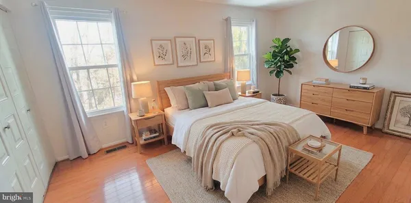 $2,790 | 12 Sebastiani Boulevard, Gaithersburg, MD 20878