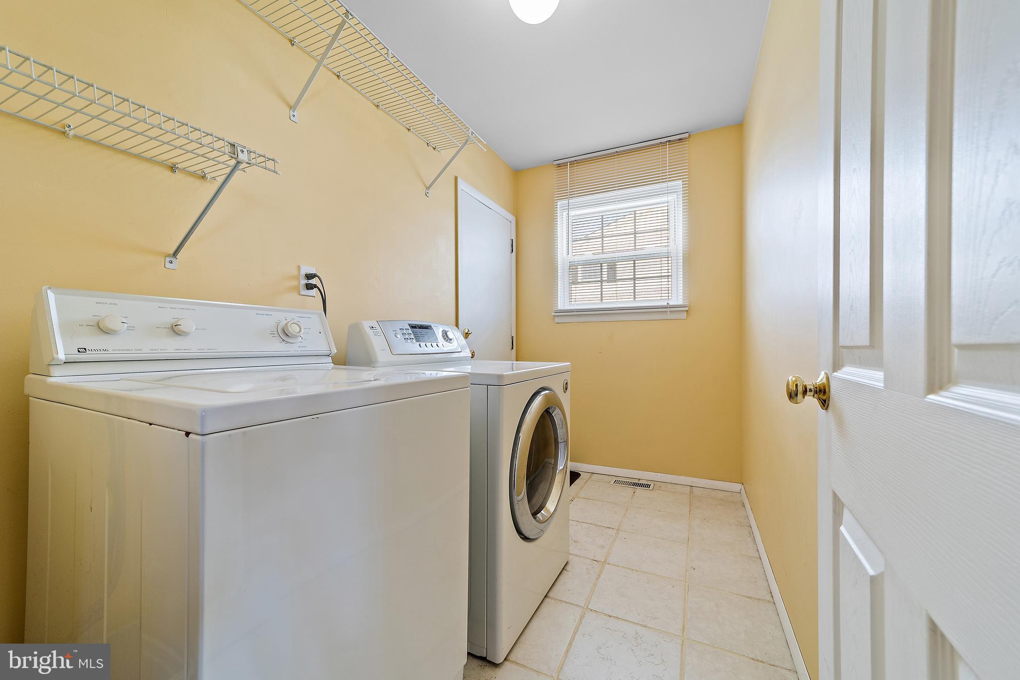 22 Polaris Road Sewell, NJ 08080 - Photo 16 of 31 Laundry room with access to garage