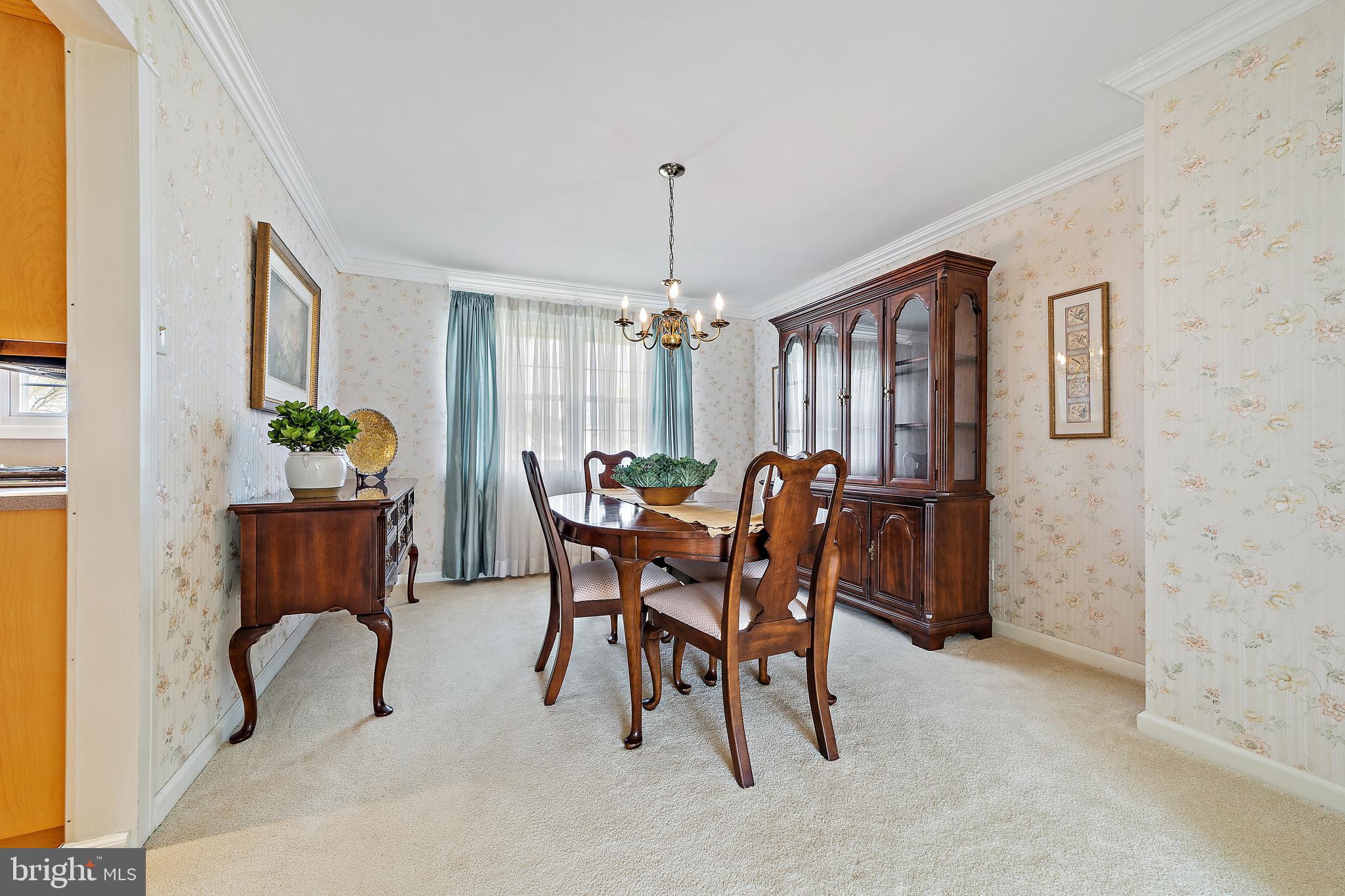 22 Polaris Road Sewell, NJ 08080 - Photo 8 of 31 Formal Dining Room