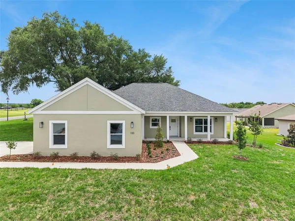 $394,900 | 100 Fairway Circle, Umatilla, FL 32784