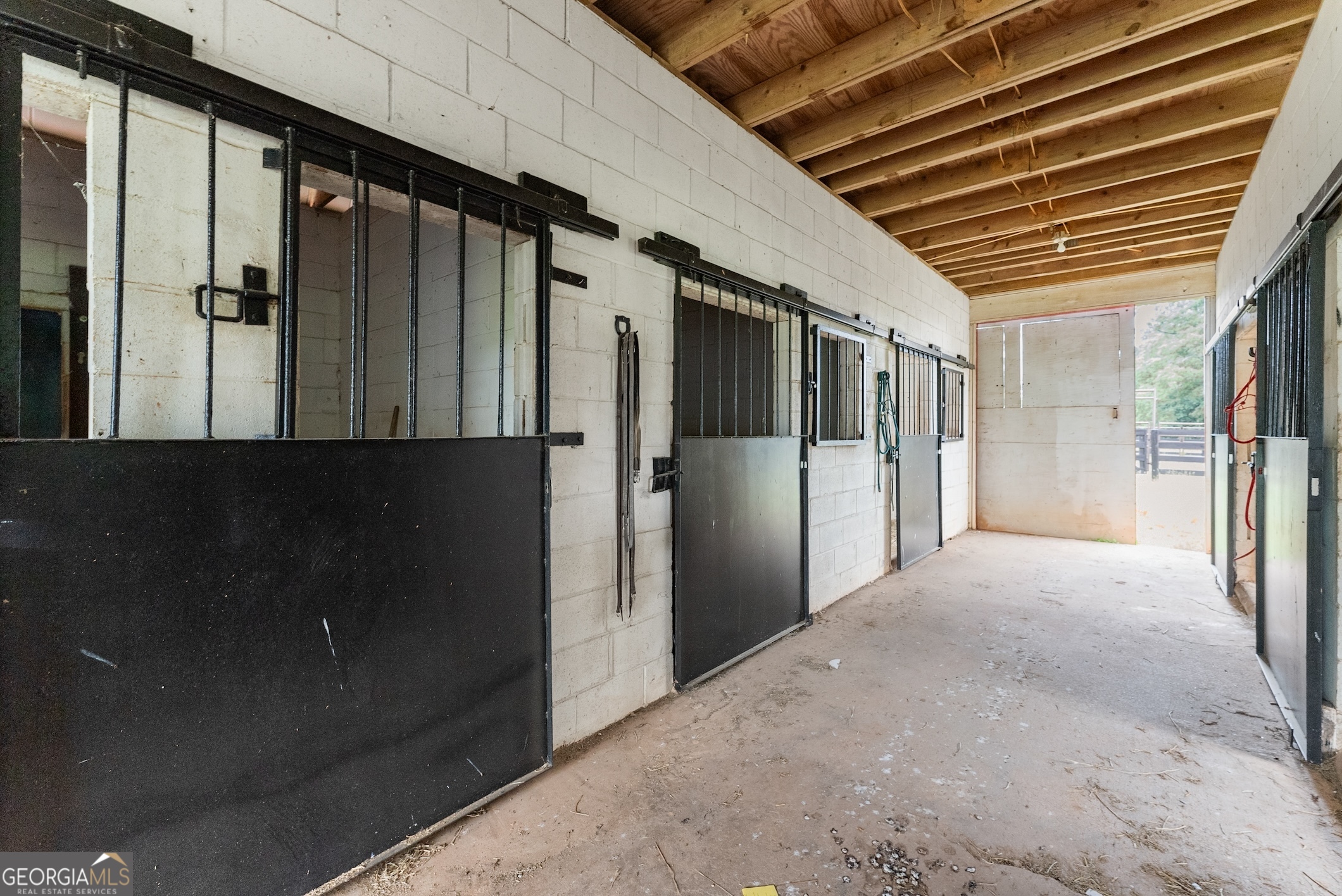7215 Kelly Bridge Road Dawsonville, GA 30534 - Photo 59 of 81 a view of hallway with wooden floor