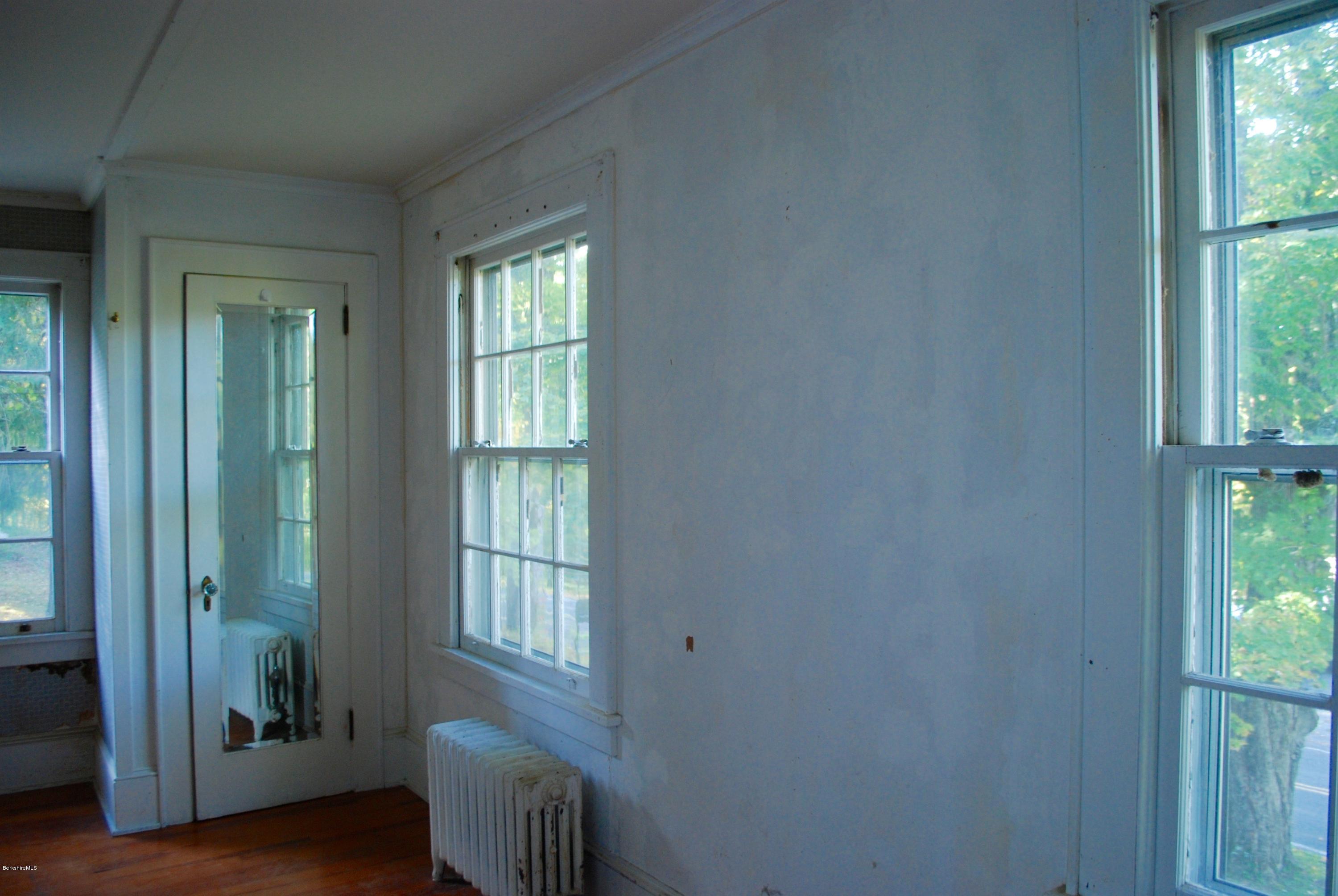 474 Main Road Monterey, MA 01245 - Photo 12 of 22 DSC_0678