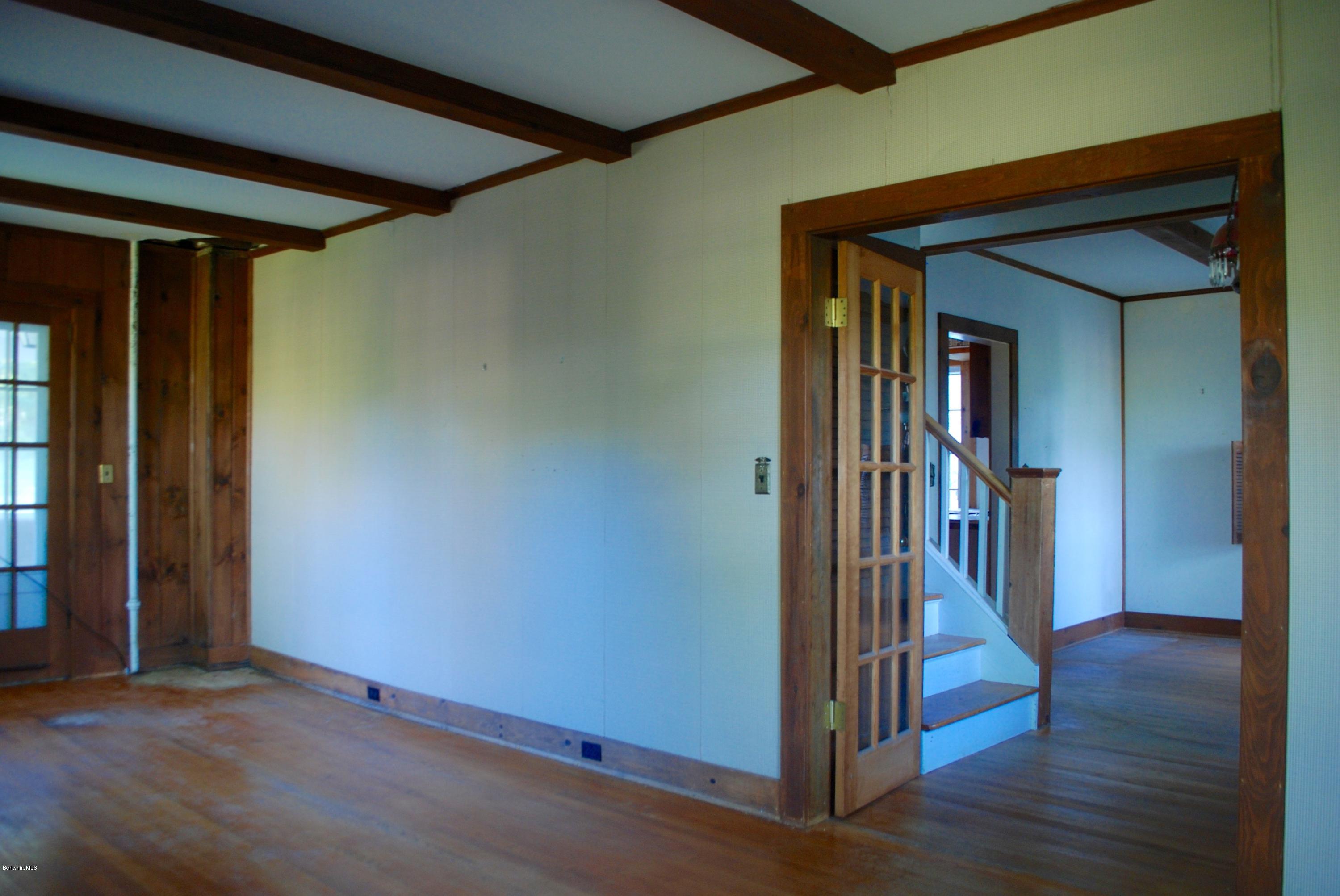 474 Main Road Monterey, MA 01245 - Photo 3 of 22 DSC_0666