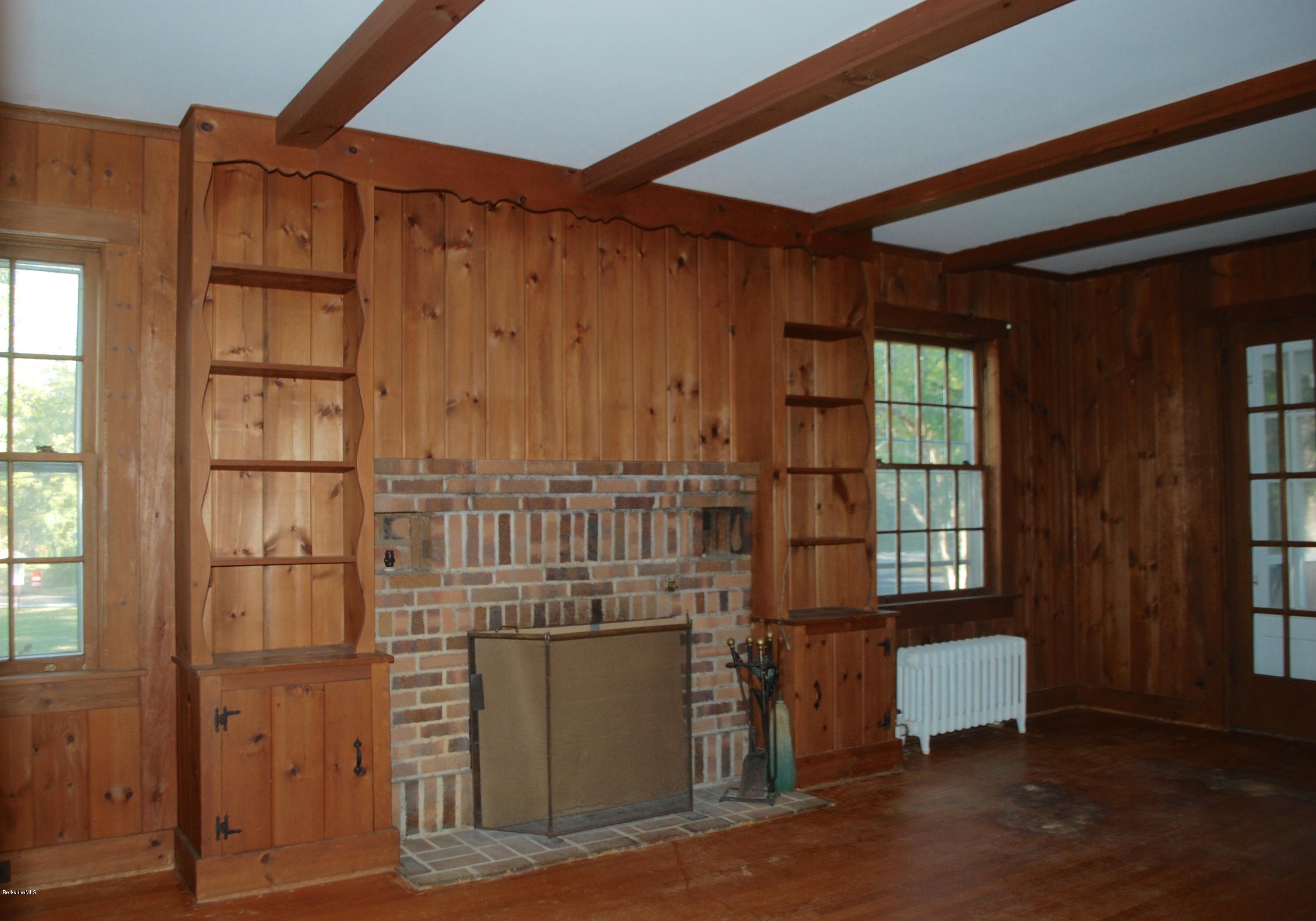 474 Main Road Monterey, MA 01245 - Photo 4 of 22 DSC_0664