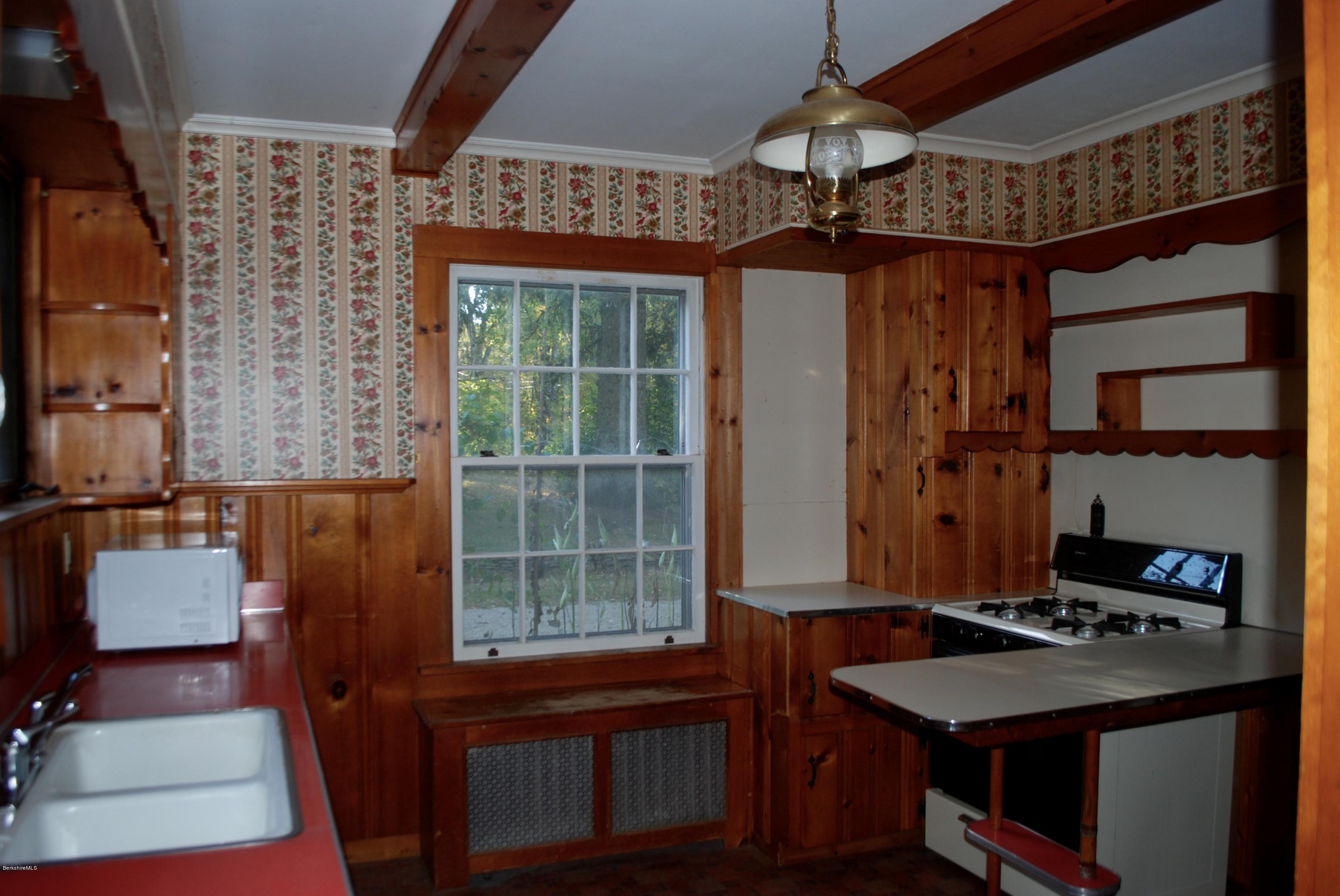 474 Main Road Monterey, MA 01245 - Photo 8 of 22 DSC_0663