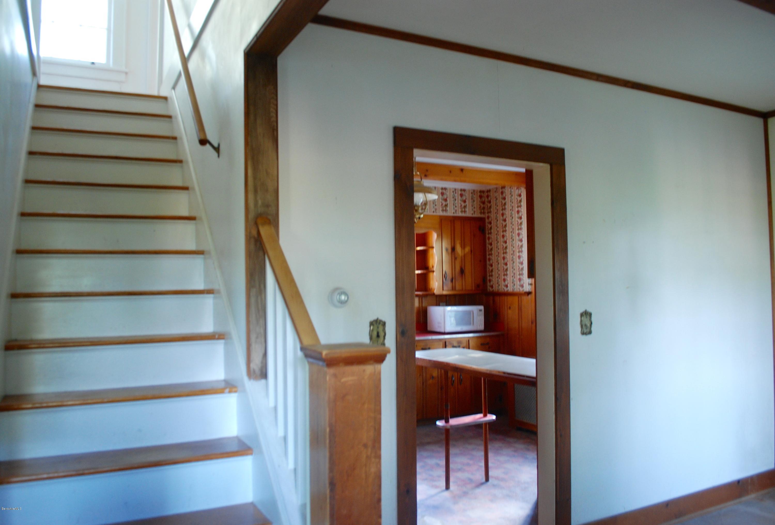 474 Main Road Monterey, MA 01245 - Photo 10 of 22 DSC_0669