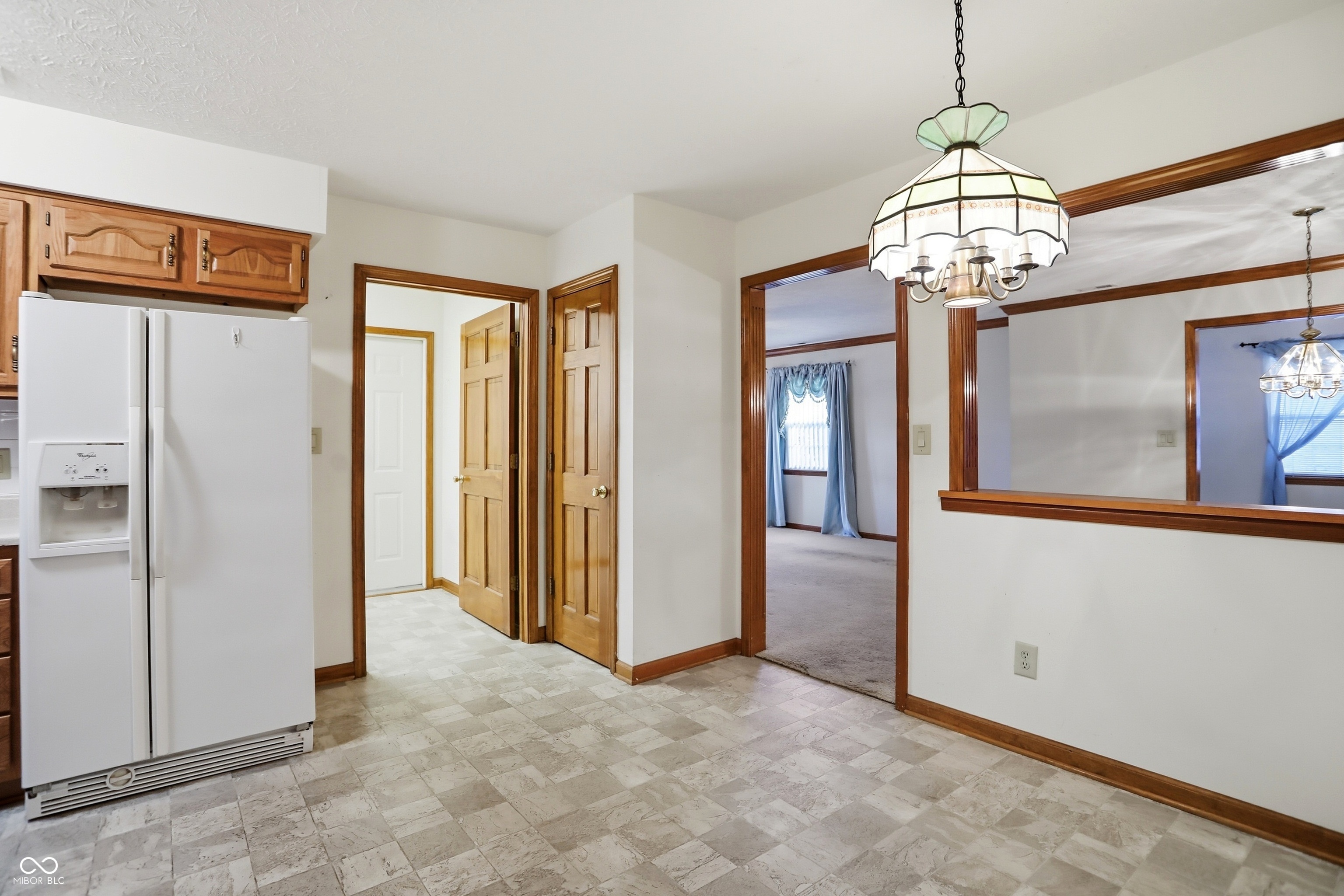 545 Moonglow Lane Indianapolis, IN 46217 - Photo 11 of 35