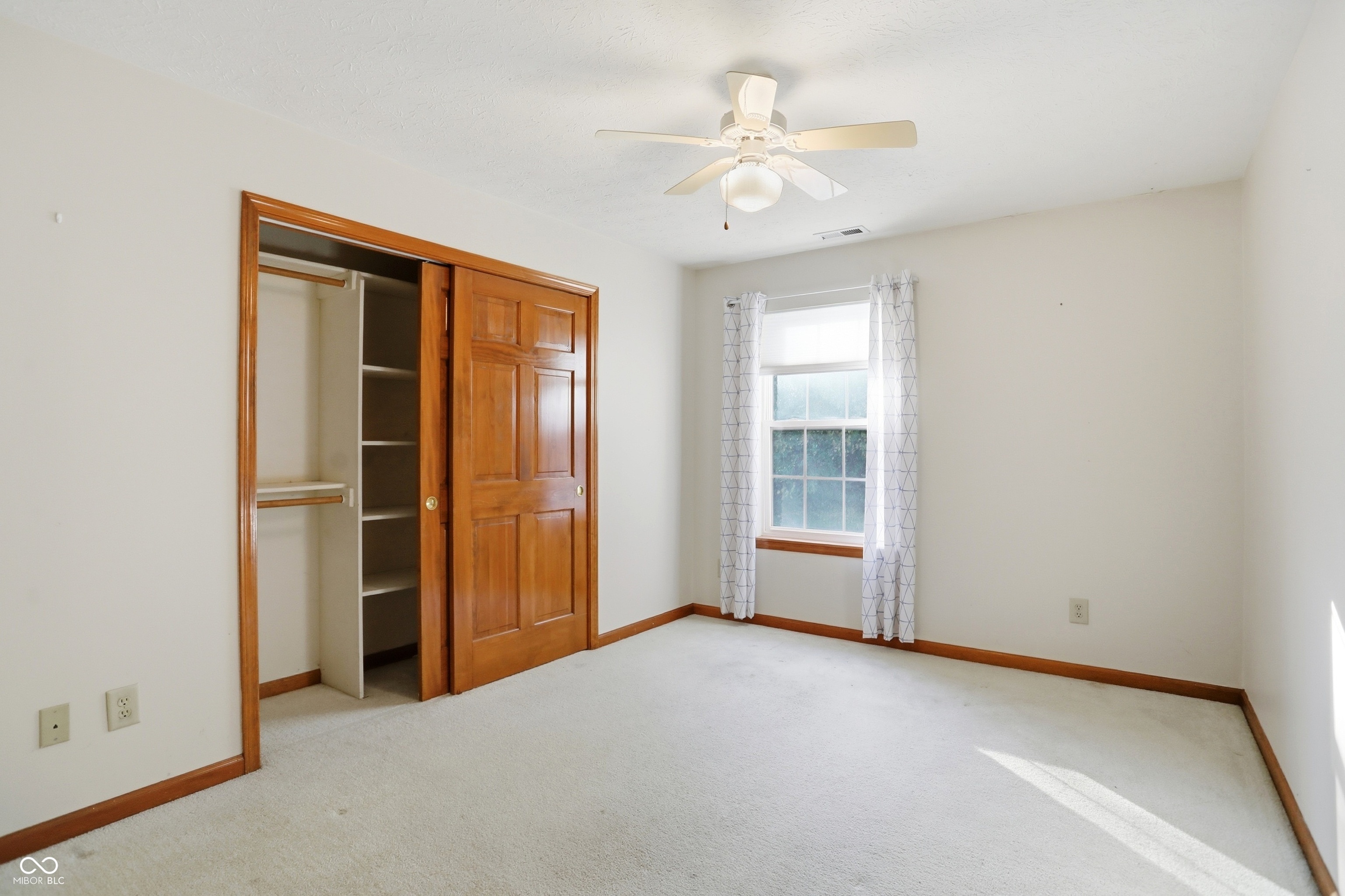 545 Moonglow Lane Indianapolis, IN 46217 - Photo 18 of 35