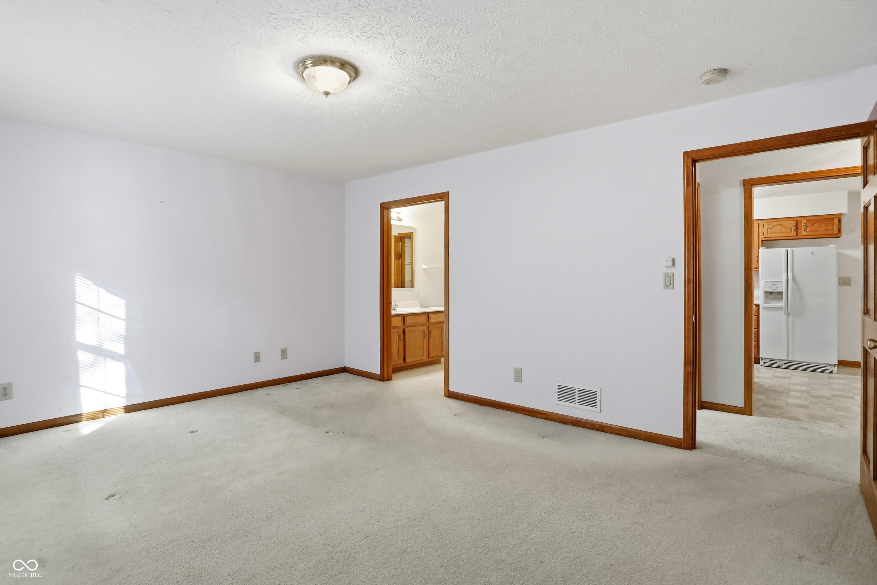 545 Moonglow Lane Indianapolis, IN 46217 - Photo 24 of 35