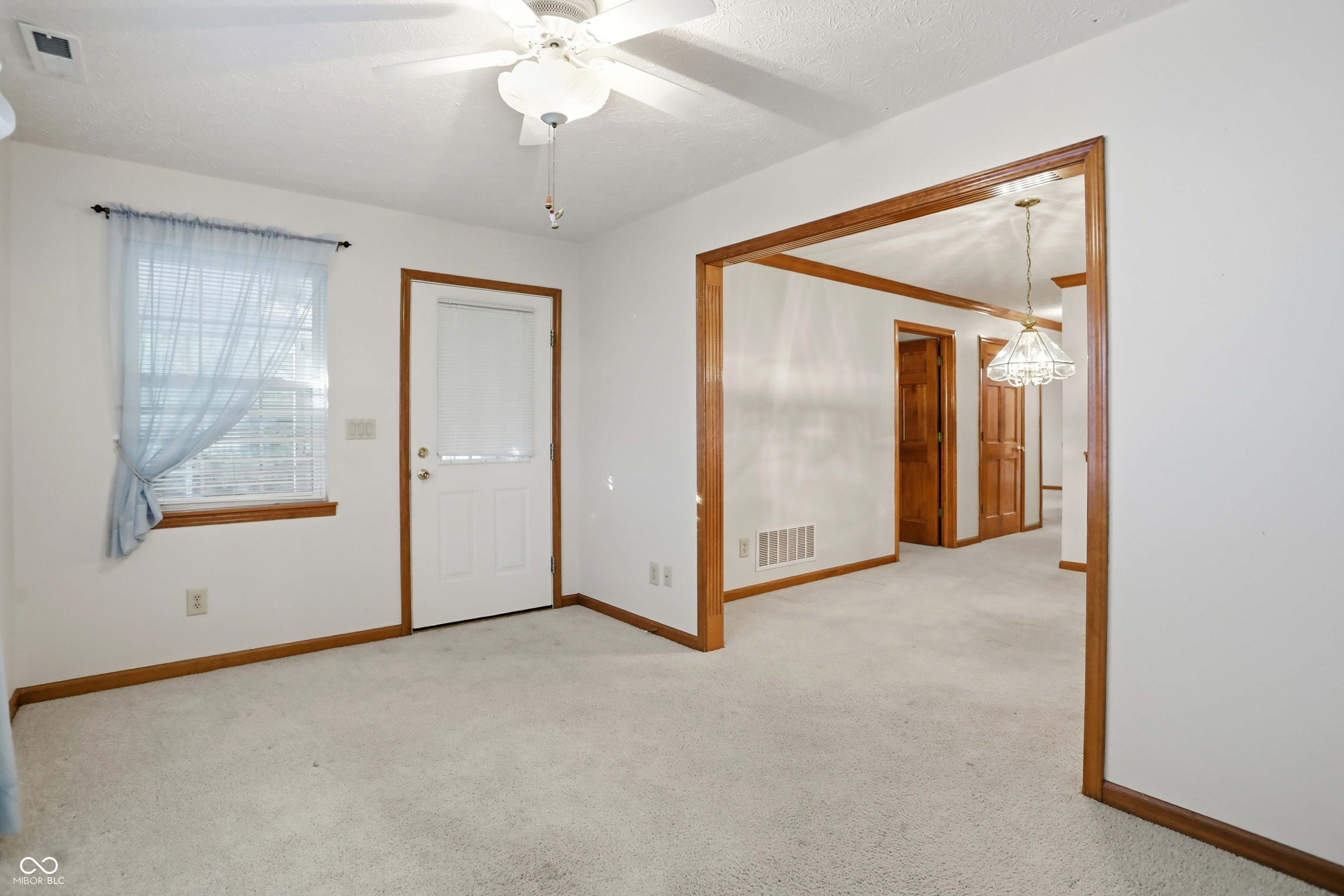 545 Moonglow Lane Indianapolis, IN 46217 - Photo 26 of 35