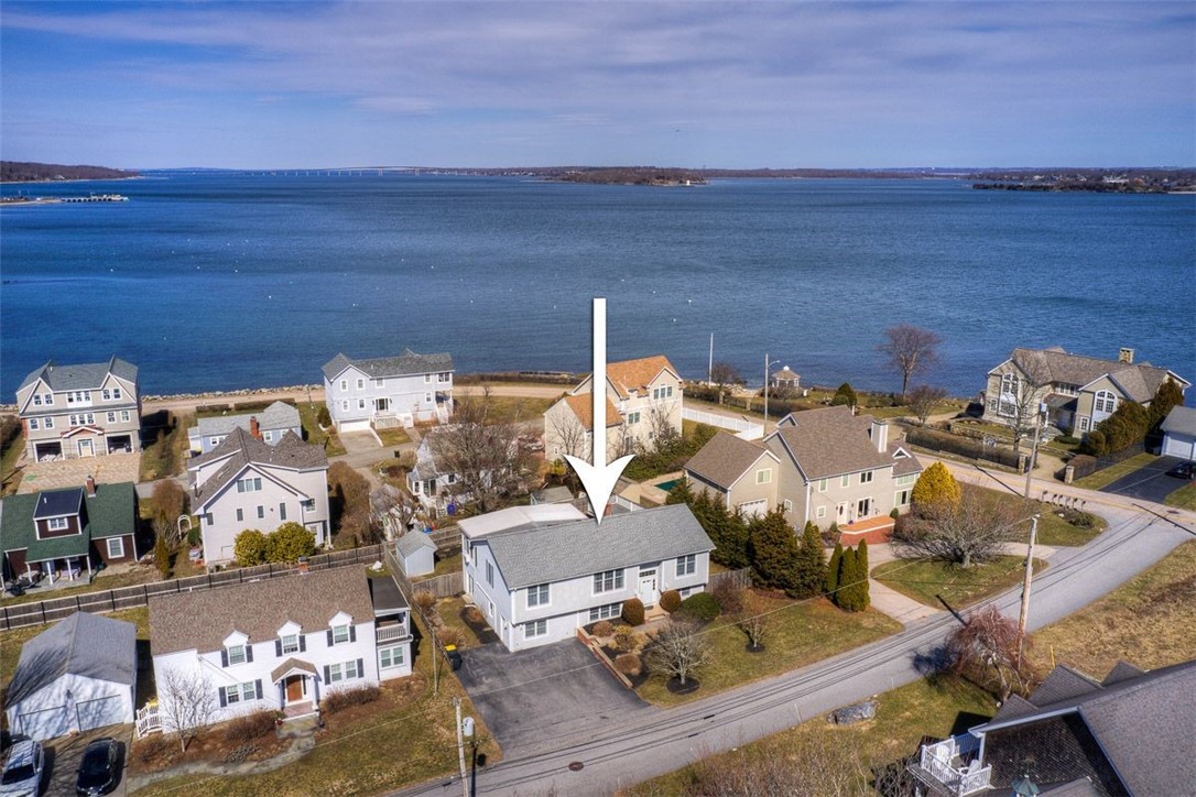 16 Roxbury Road Narragansett, RI 02882 - Photo 1 of 37