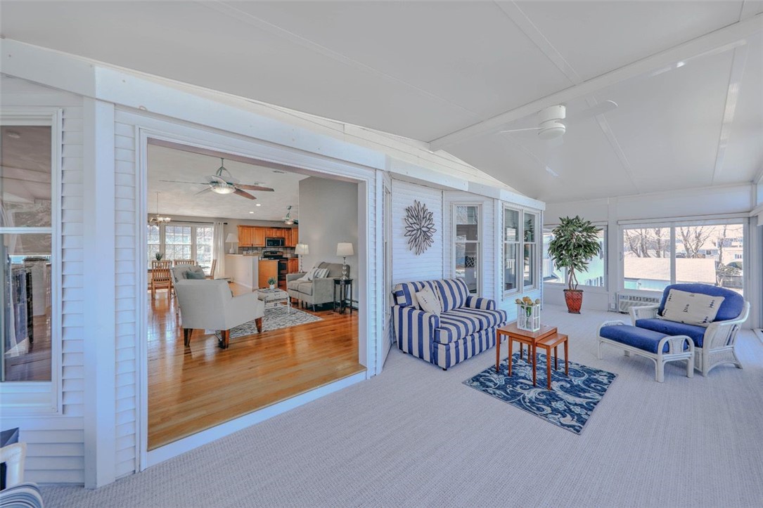 16 Roxbury Road Narragansett, RI 02882 - Photo 14 of 37
