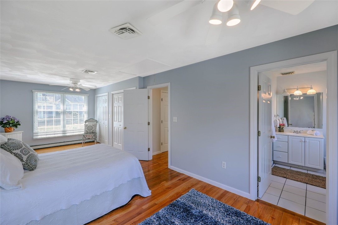16 Roxbury Road Narragansett, RI 02882 - Photo 19 of 37 Second Ensuite on main level