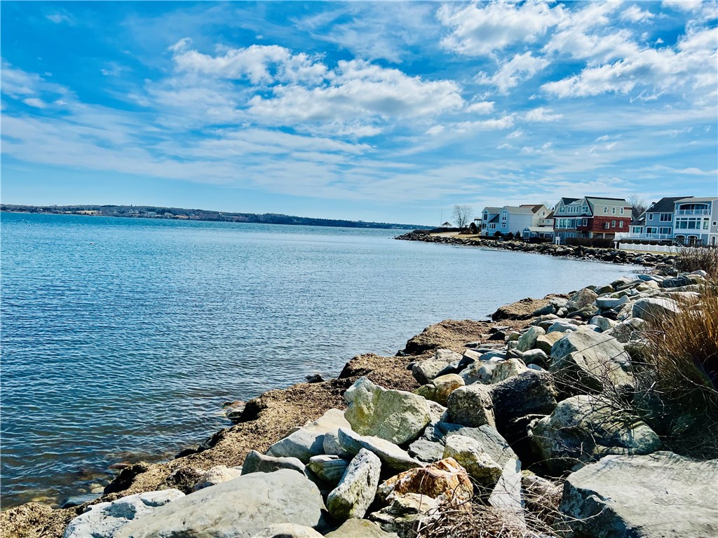 16 Roxbury Road Narragansett, RI 02882 - Photo 3 of 37 Little Beach 1 block away