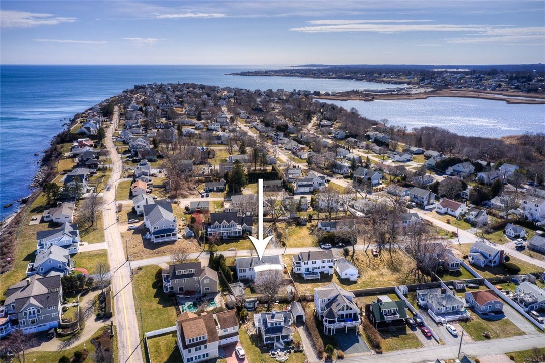 16 Roxbury Road Narragansett, RI 02882 - Photo 35 of 37
