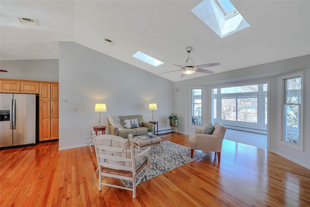 16 Roxbury Road Narragansett, RI 02882 - Photo 8 of 37 Sunfilled Open Spaces