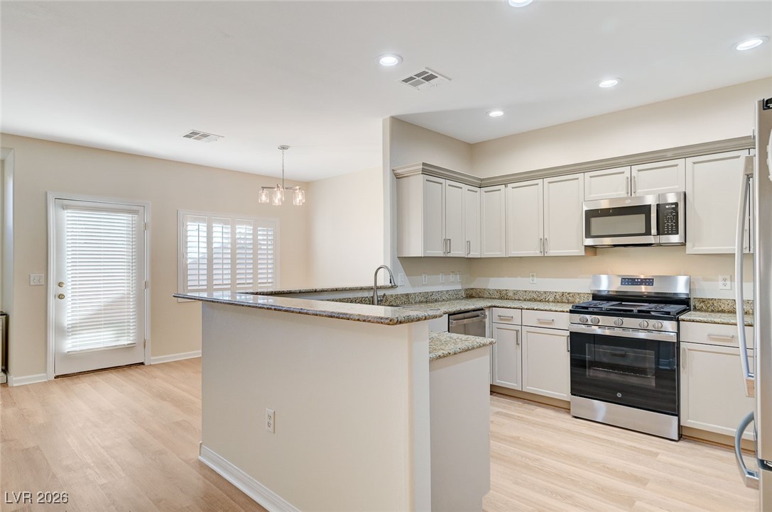 1467 Orange Jubilee Road Henderson, NV 89014 - Photo 19 of 63