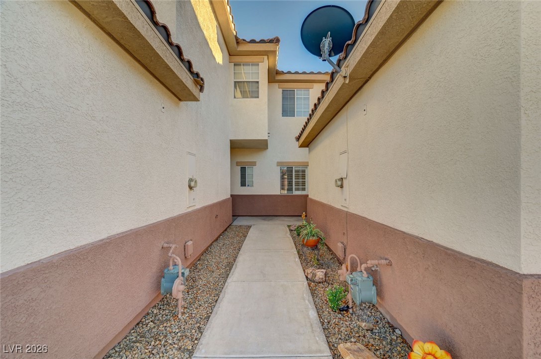 1467 Orange Jubilee Road Henderson, NV 89014 - Photo 6 of 63