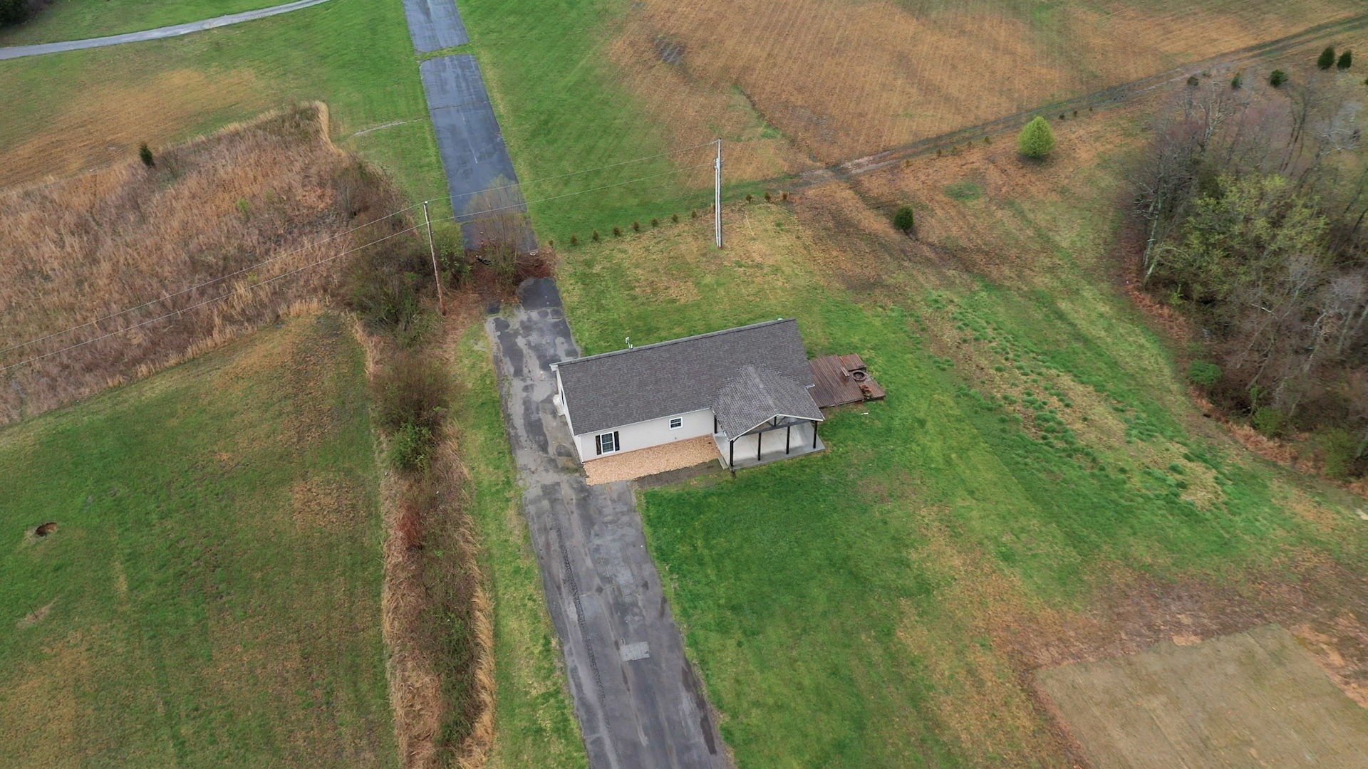 5273 Zander Road Hopkinsville, KY 42240 - Photo 53 of 75 a aerial view of a house with a yard