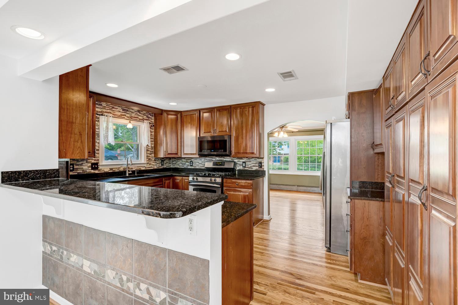 8339 Wagon Wheel Road Alexandria, VA 22309 - Photo 10 of 46 Gallery Image 10
