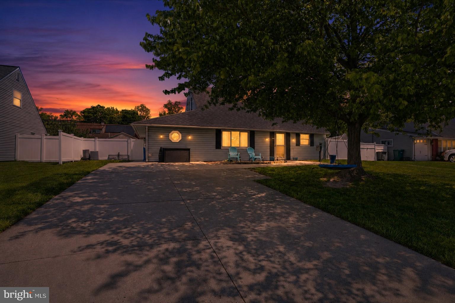 14 Hemlock Road Levittown, PA 19056 - Photo 1 of 31 Gallery Image 1