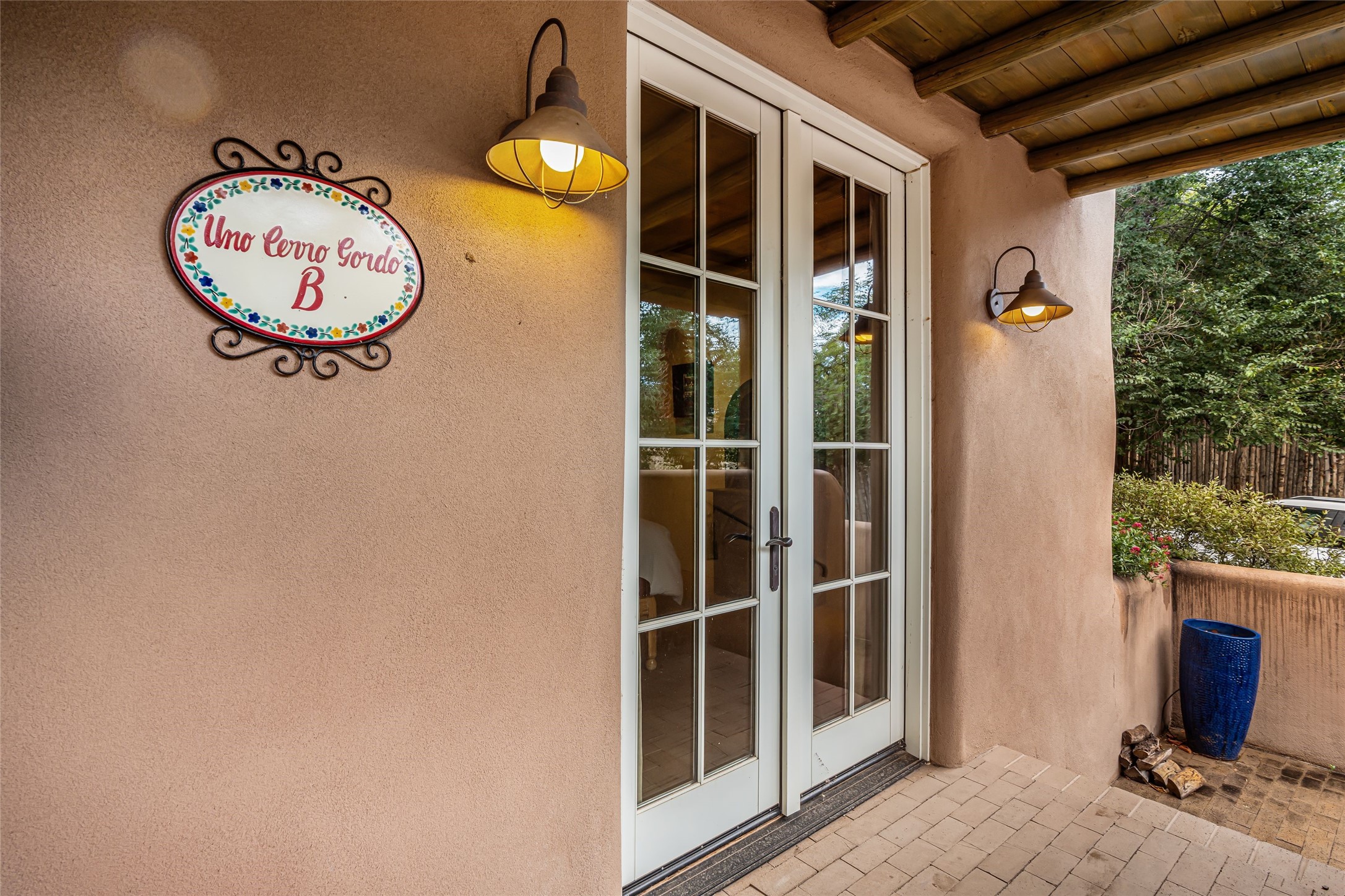 1 Cerro Gordo Road, Unit B Santa Fe, NM 87501 - Photo 24 of 25 French doors at front entry...
