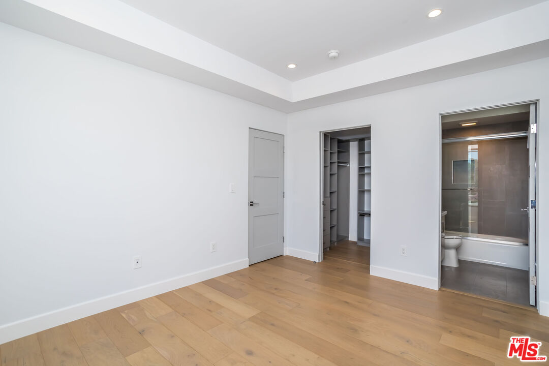 4531 Tujunga Avenue Studio City, CA 91602 - Photo 37 of 49 a view of an empty room