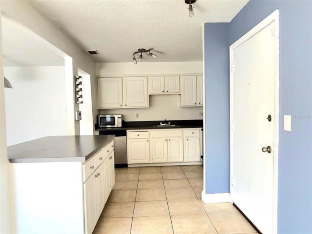 496 Banyon Tree Circle, Unit 204 Maitland, FL 32751 - Photo 4 of 14